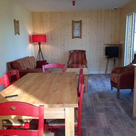 Le Chalet Des Patures Rochefort-Montagne Екстериор снимка